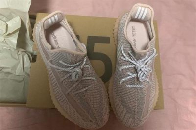 ​yeezy350粉天使真假对比 椰子350亚限粉天使真假辨别