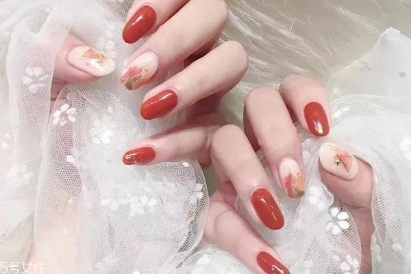 百搭南瓜色美甲图片 这几款让你拥有好气色