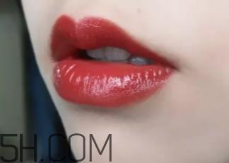 迪奥740和阿玛尼405像吗？dior740和阿玛尼405试色对比