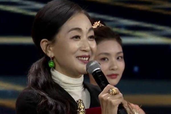 56岁老戏骨陈瑾，至今没谈过恋爱，只因与哥哥的一个约定！