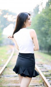 ​一组背影杀手壁纸，喜欢点赞关注吧。