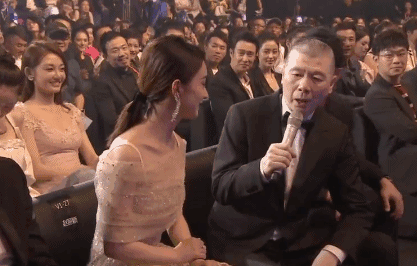 赵丽颖领衔主演冯小刚新片《向阳·花》 冯小刚赵丽颖已是第二次合作