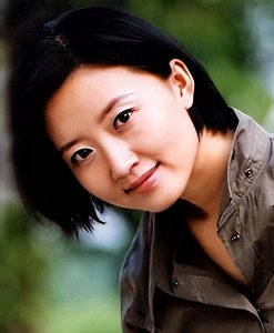 ​发表辱华言论、移居美国，“公知女神”柴静，如今下场咎由自取