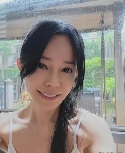 ​狄莺维护孙安佐：我儿子不是妈宝，我们家是有家教的