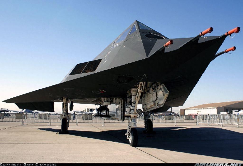 美军黑科技：F-117隐身战斗轰炸机
