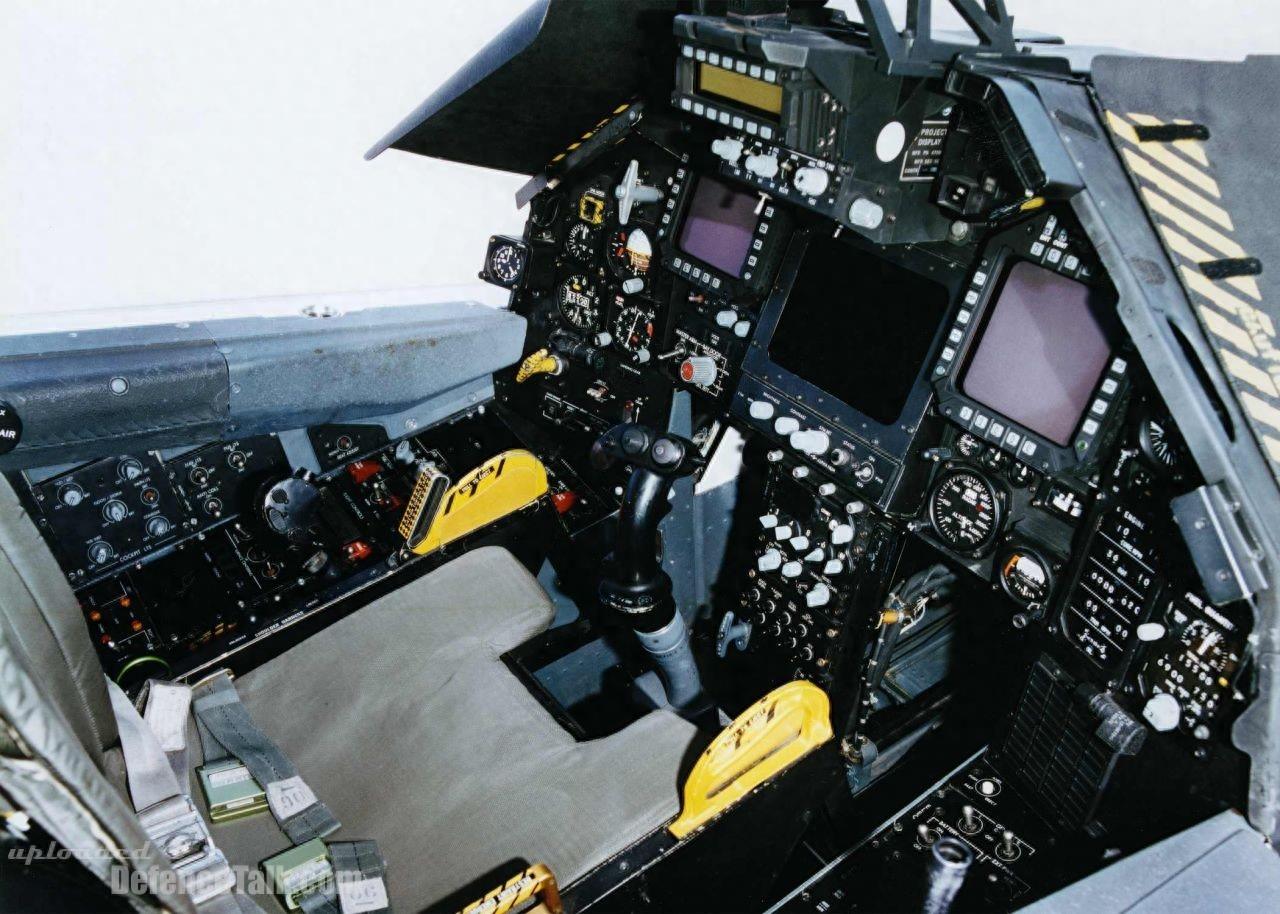 美军黑科技：F-117隐身战斗轰炸机