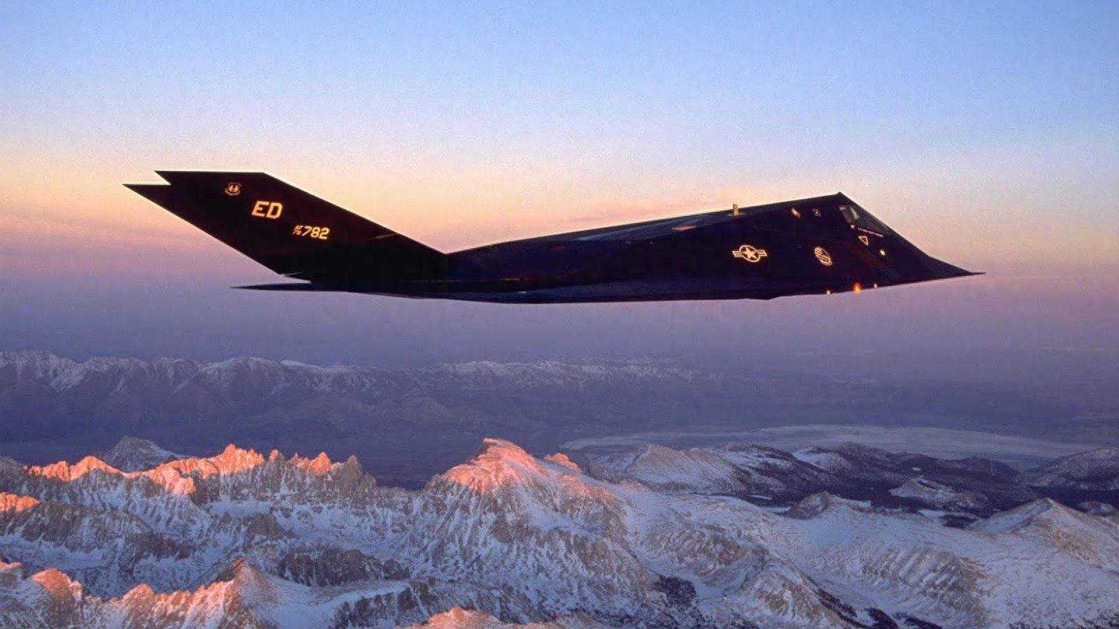 美军黑科技：F-117隐身战斗轰炸机