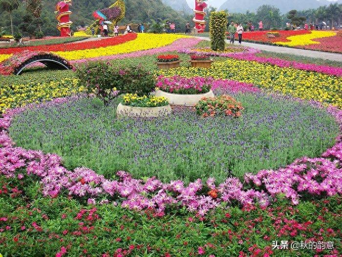 南宁花花大世界4A级景区，面积7300余亩，爱琴海湾等景点美不胜收