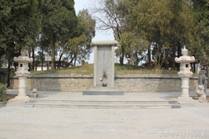 实拍虞姬墓地，墓园十分豪华，可空有虞姬思念着躺在荒凉地的霸王