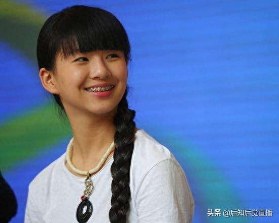 影视女演员小彩旗最美的10张照片欣赏，开朗乖巧 灵动而纯真