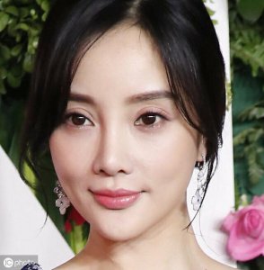 ​李小璐，离小路，小璐拐进小路去约会 想知道下联吗？