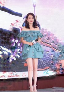 ​女演员陈乔恩