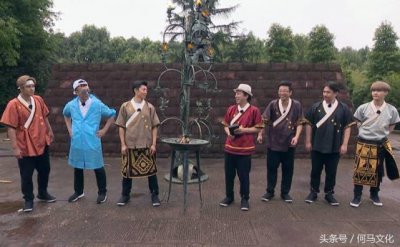 ​《极限挑战》被停播一事，黄渤遭到网友指责，节目组及时道出原因