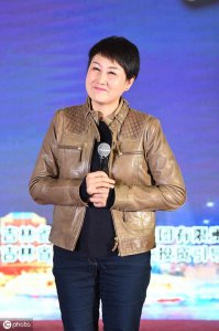​张凯丽的爱女张可盈一些简介，身材完胜母亲，青春活力充满朝气