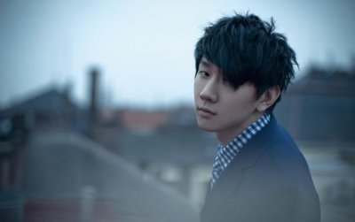 ​林俊杰发文悼念歌迷，网友：希望在天堂会有人继续守护着你！