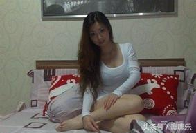 实拍打工妹的真实生活：辛苦加班，住所凌乱！