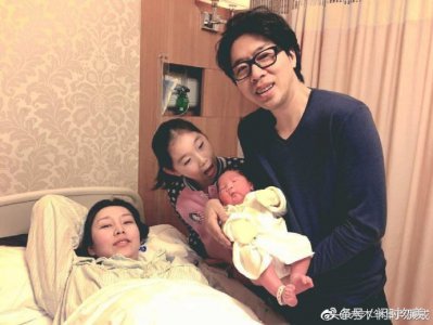 ​水木年华卢庚戌47岁再当爸，喜得贵子凑成一个“好”字！