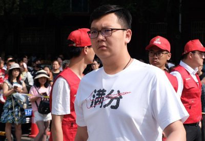 ​衡水中学，一年有270多人考上清华北大，为何一直饱受争议