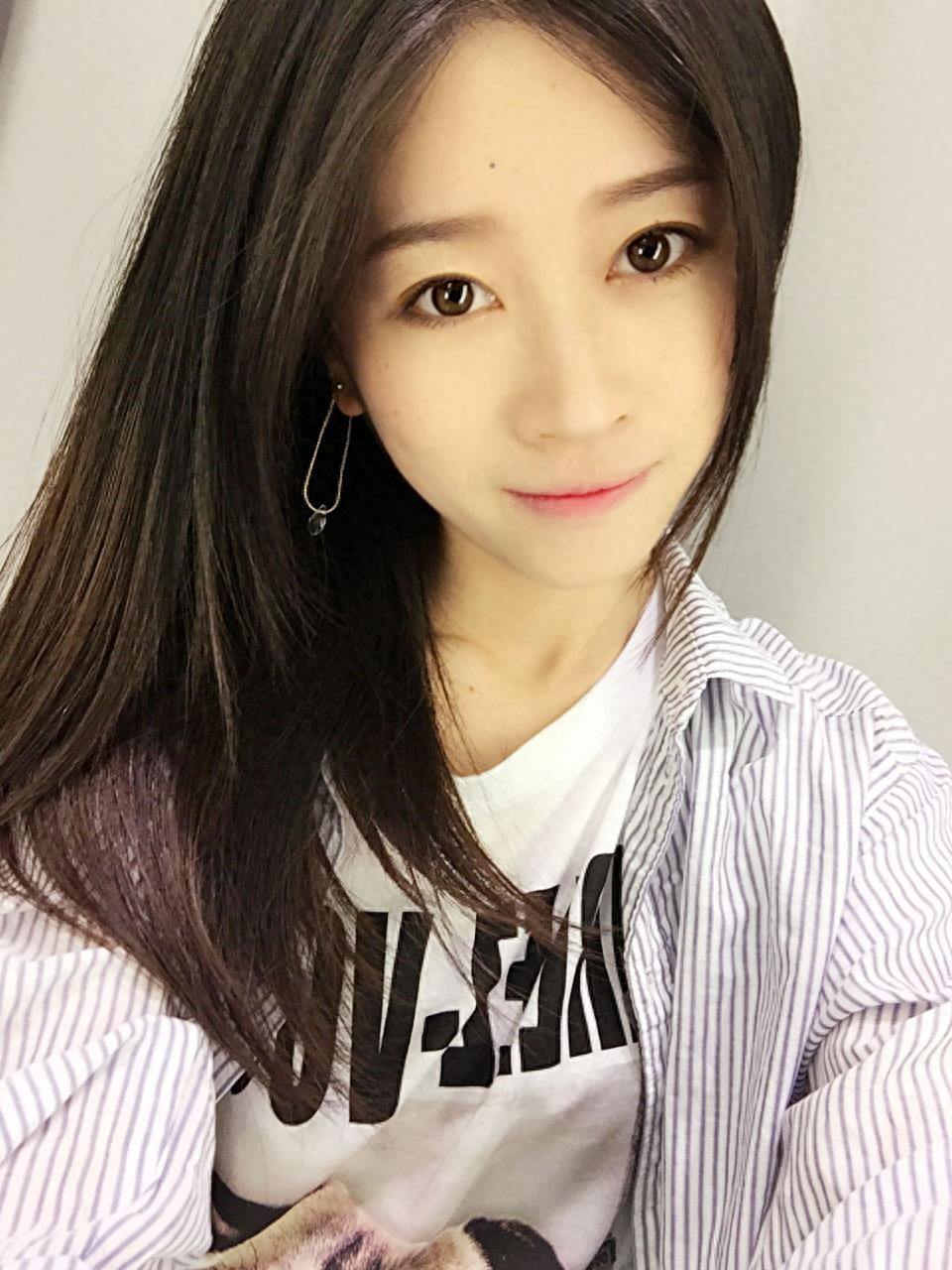 赏心悦目！DOTA2超人气美女解说AMS
