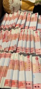 ​何以解忧，唯有暴富-壁纸