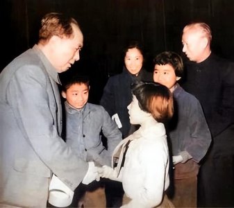 ​田家英之女忆中南海往事：书房里来了个“坏人”，还胆敢自称姓毛