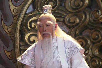 ​天界之祖元始天尊的师傅是谁？其实在他师傅之前还有更厉害之人