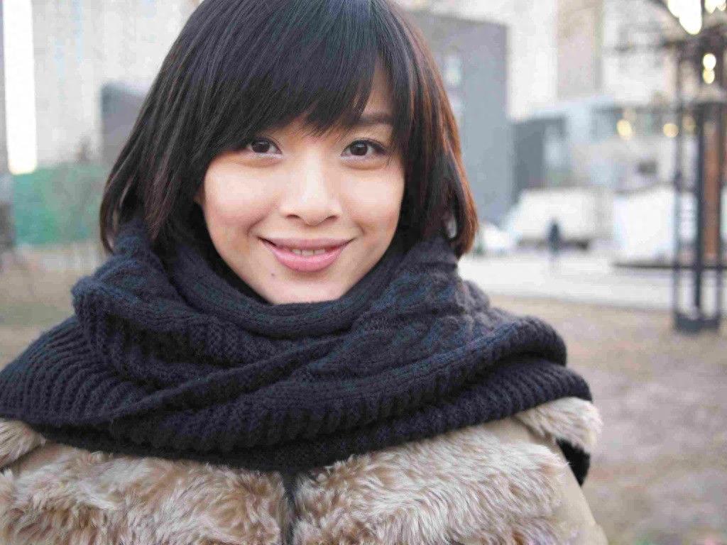 靳东的妻子，《虎妈猫爸》的姑姑“罗丹”，被赞是实力派，艺德好