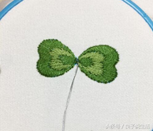 四叶草立体刺绣的小教程
