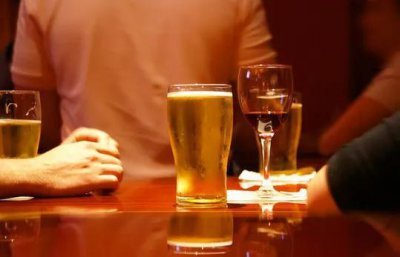 ​酒桌上的说话技巧