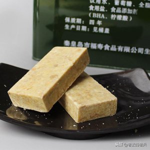 ​吃了压缩饼干后再喝水会撑死，假的！