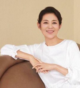 ​倪萍的爱情历程：从央视女神到坎坷婚姻的背后故事