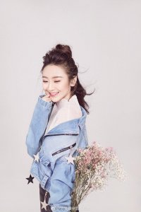 ​陈梦希，爱笑的女孩，笑对人生，用乐观、豁达的心态面对种种问题