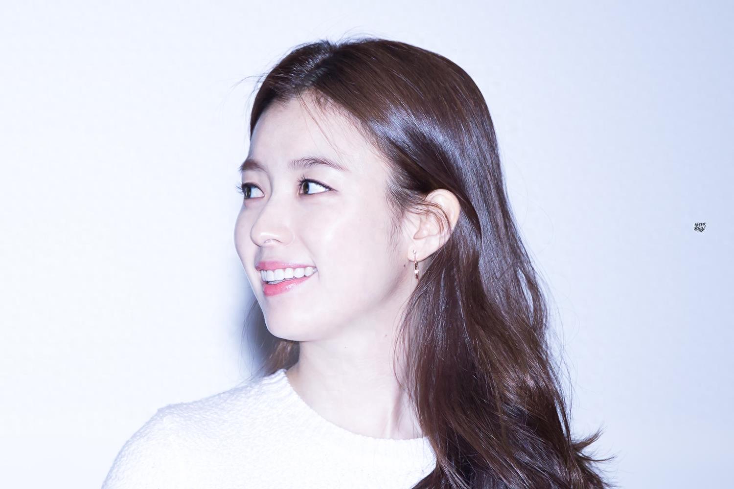 韩国女星韩孝周