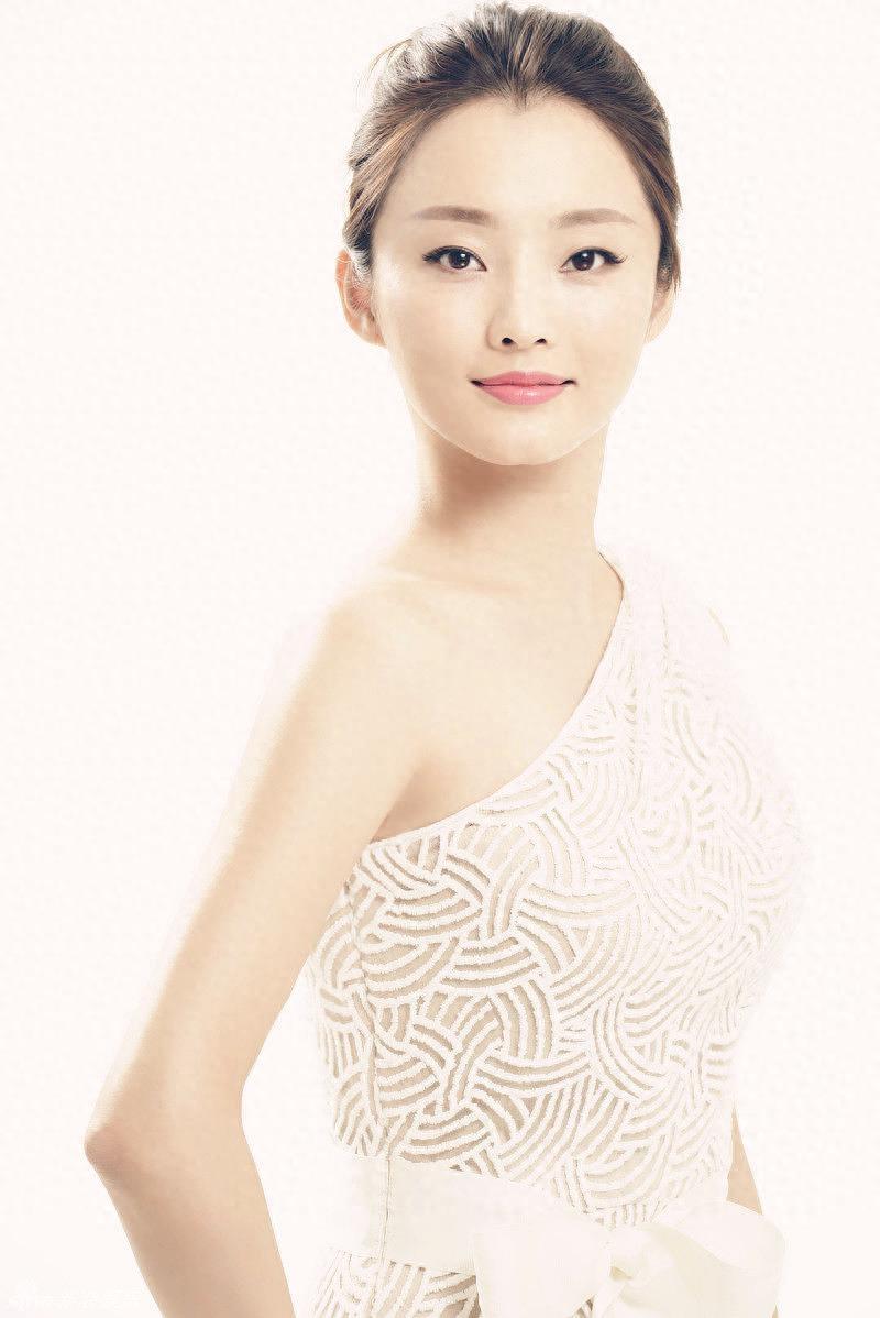 内地女星刘芊含