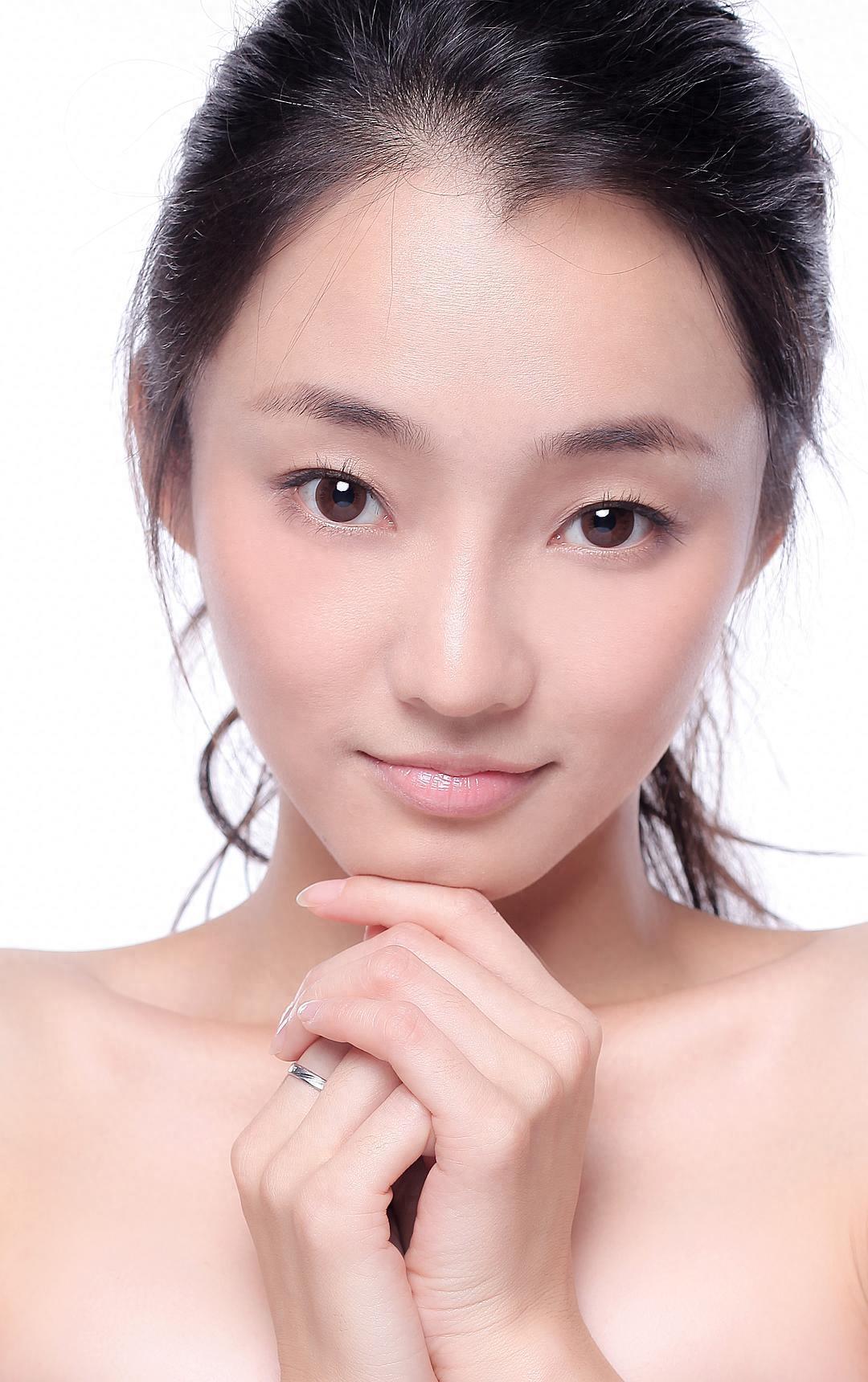 内地女星刘芊含