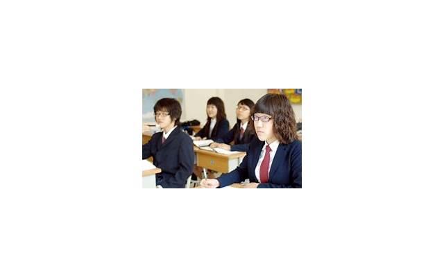 菏泽学院亭子门的建造者（菏泽学院 亭子门）