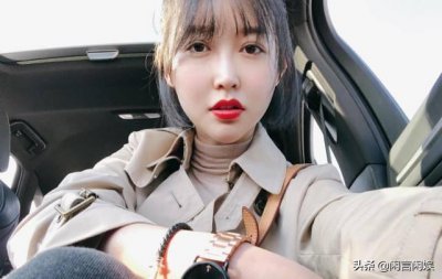 ​安徽卫视美女主持人，嫁大3岁帅气同事，如今32岁一家三口很幸福