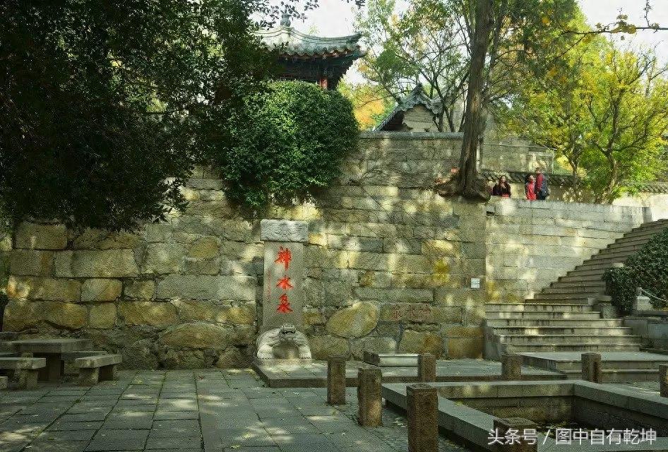 探访崂山太清宫，曾是全真派驻地，一代宗师张三丰终年在此修炼