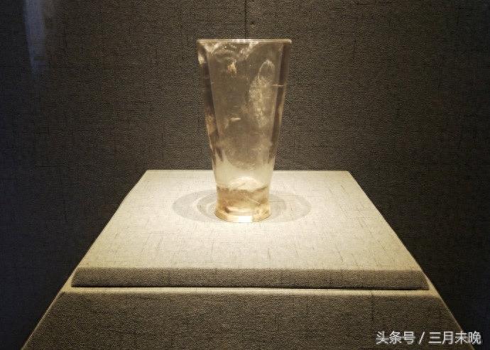 实拍战国水晶杯：惊动专家组，禁止出国展览，可网友普遍不买账？