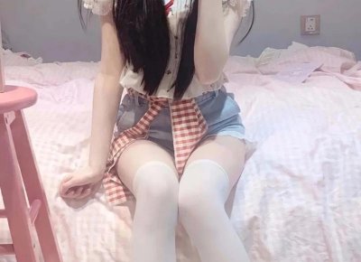​奥迪小车女生案牍抖音（轿车案牍奥迪）