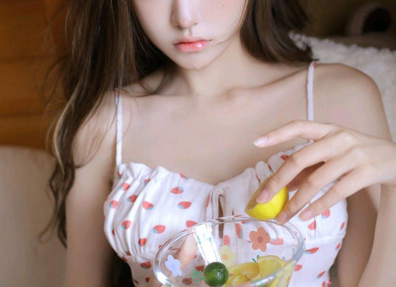 追女生聊天干货技巧：三招帮你打破微信尬聊