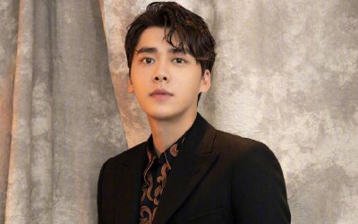 ​李易峰久违新剧终于来了，一口气官宣2部新剧，剧中女主都很满意