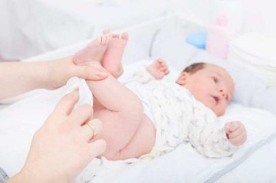 ​宝宝拉稀怎么回事 宝宝饮食很健康，为何还总腹泻？或与5个因素有关
