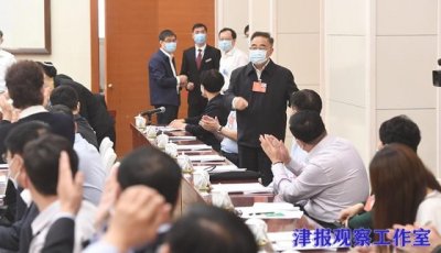 ​两会现场｜张伯礼在发言中感慨落泪