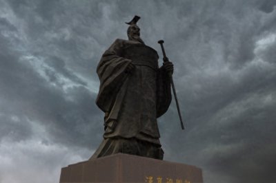 ​张骞开辟通往西域“丝绸之路”的历史故事