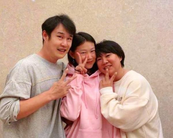 小沈阳离婚是真的吗（小沈阳夫妻泪洒舞台）
