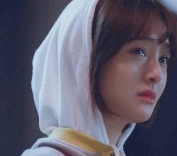 赵丽颖哭戏合集显演技（九位女星哭戏杨幂唯美）(4)