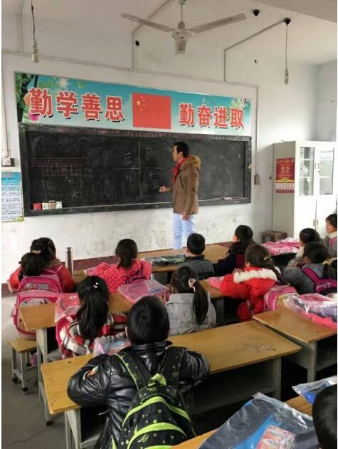 周文强个人资料及简介 用正气励志人生鉴证“信念的力量”！