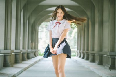 美图分享:邻家学妹,夏日学生装写真