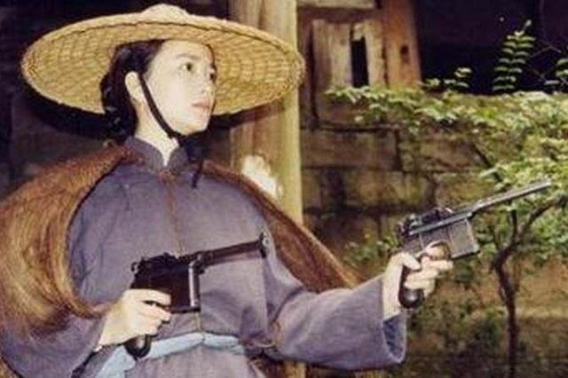 四川版双枪老太婆,三个原型只活了两个,副省级待遇